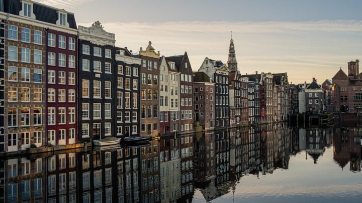 De Ultieme Gids voor Entertainment in Amsterdam en Omgeving voor Koppels