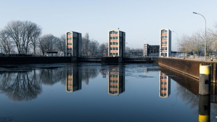 Escort in Purmerend: Een Praktische Gids voor Klanten en Dienstverleners