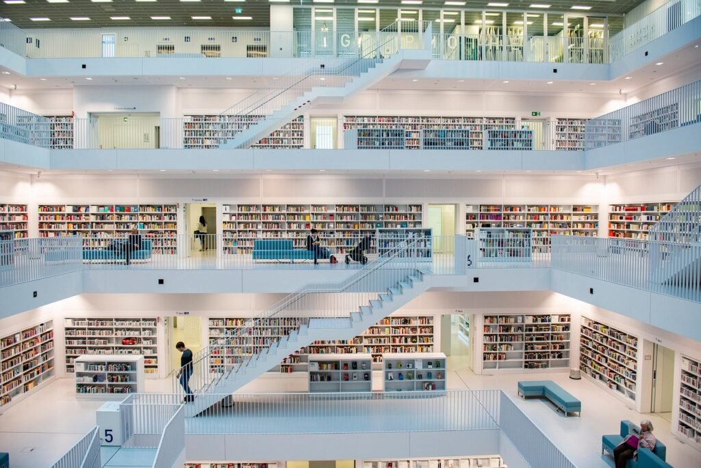bibliotheek, architectuur, boeken, interieur, interieur design, trap, boekenplanken, boekenkast, kennis, lezing, modern ontwe