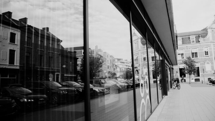 Girlfriends in Venlo: Een Lokale Gids voor Gezelschap, Dating en Vriendschap