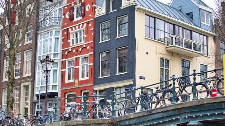 Zo maak je betere keuzes rond escort in Amsterdam: Een bewuste en realistische gids