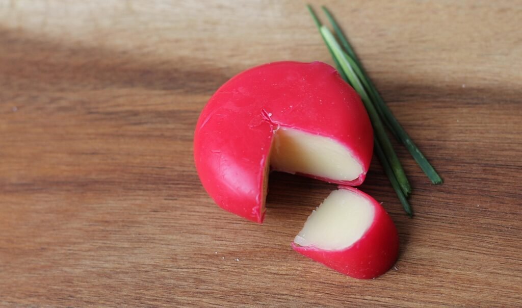 kaas, gouda, plak, zoete melk, zuivel, gezond, eten